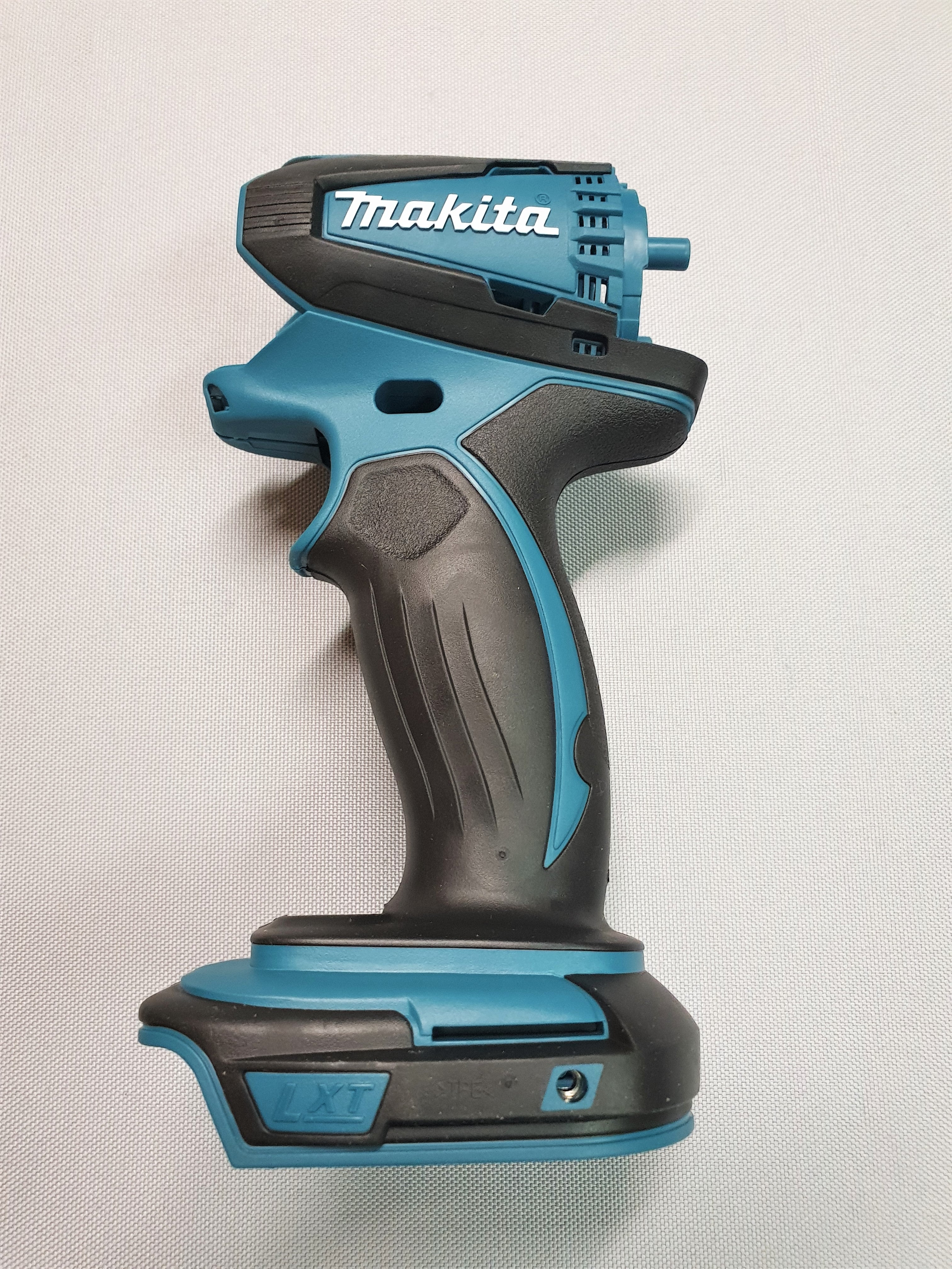 Новый оригинальный комплект корпусов Makita 187116-9 TD146D