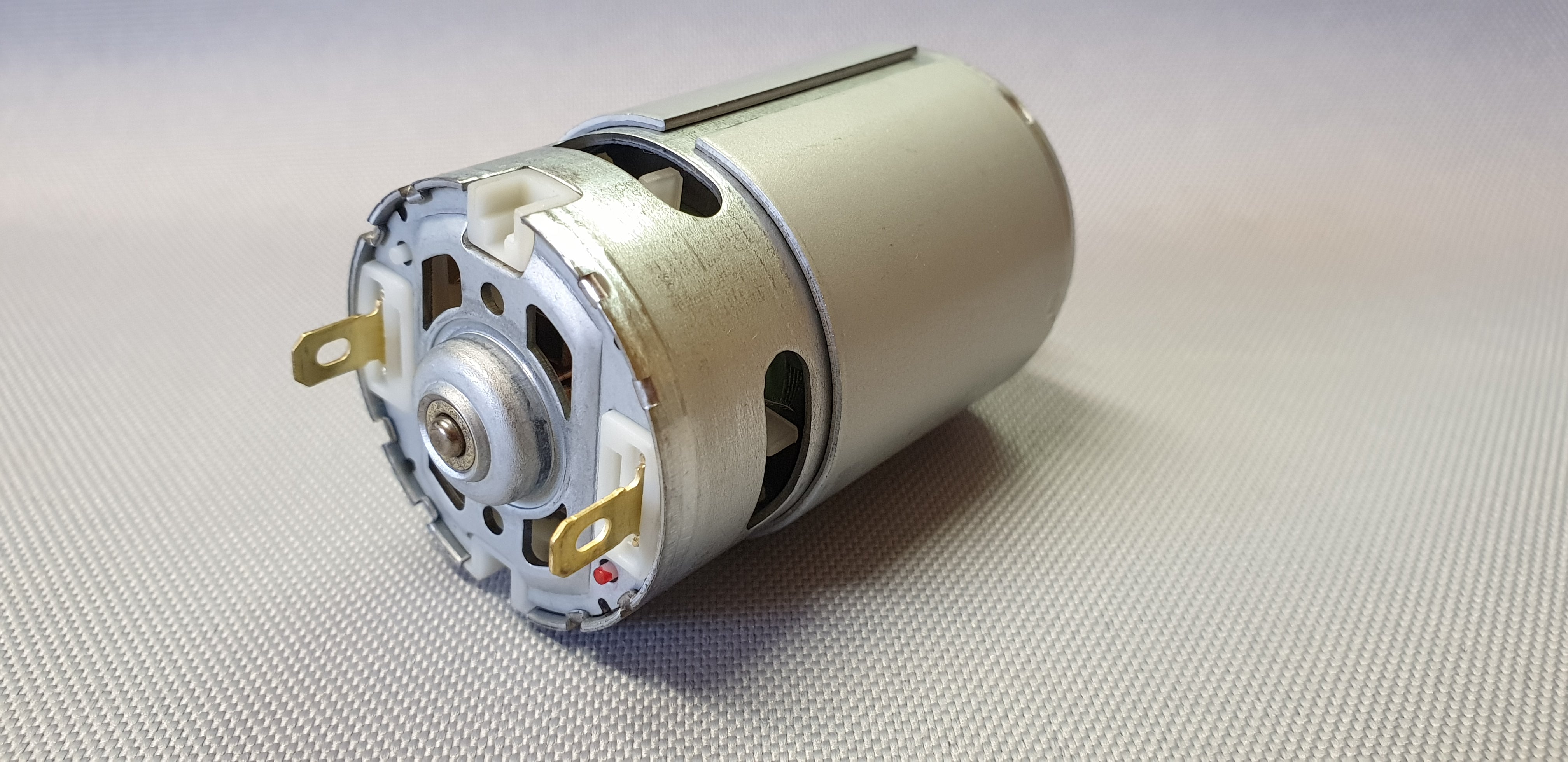 Nieuwe echte Makita 629167-1 DC-motor 10.8V voor HP331D