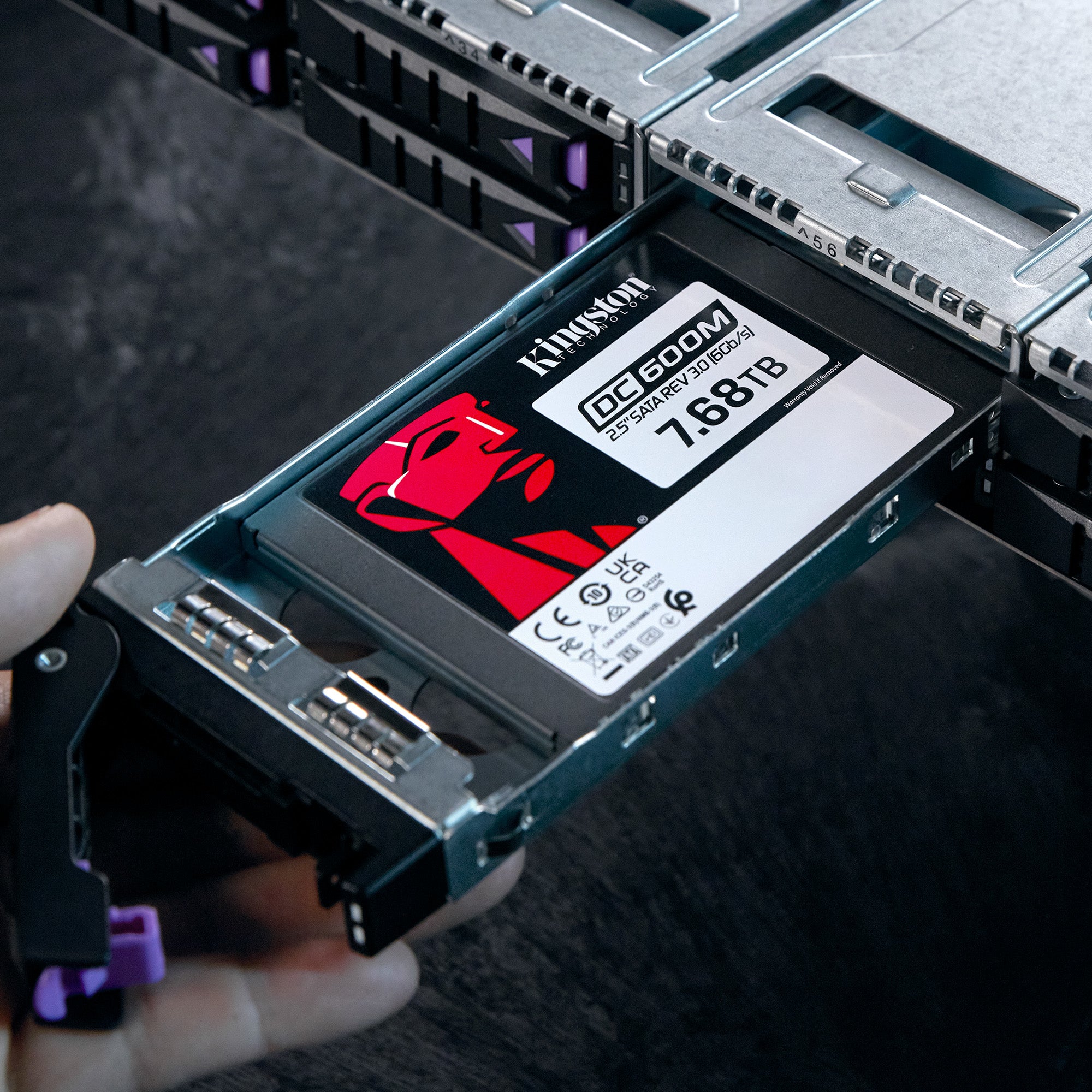 Kingston DC600M, 7680 GB, SSD form factor 2.5", Read speed 560 MB/s
