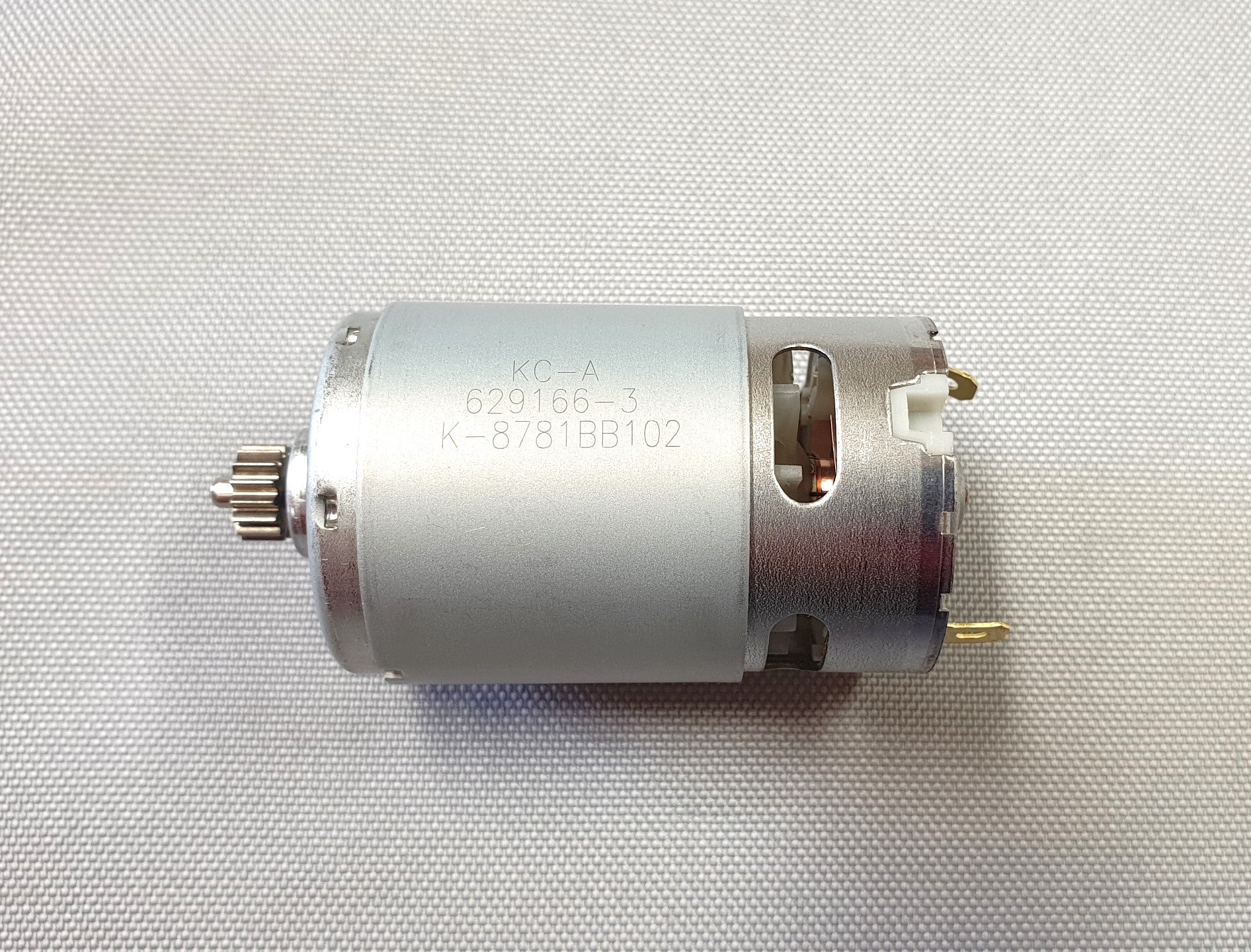 Nouveau authentique Makita 629395-8 DC MOTEUR 12V pour HP333D DF333D DF033D