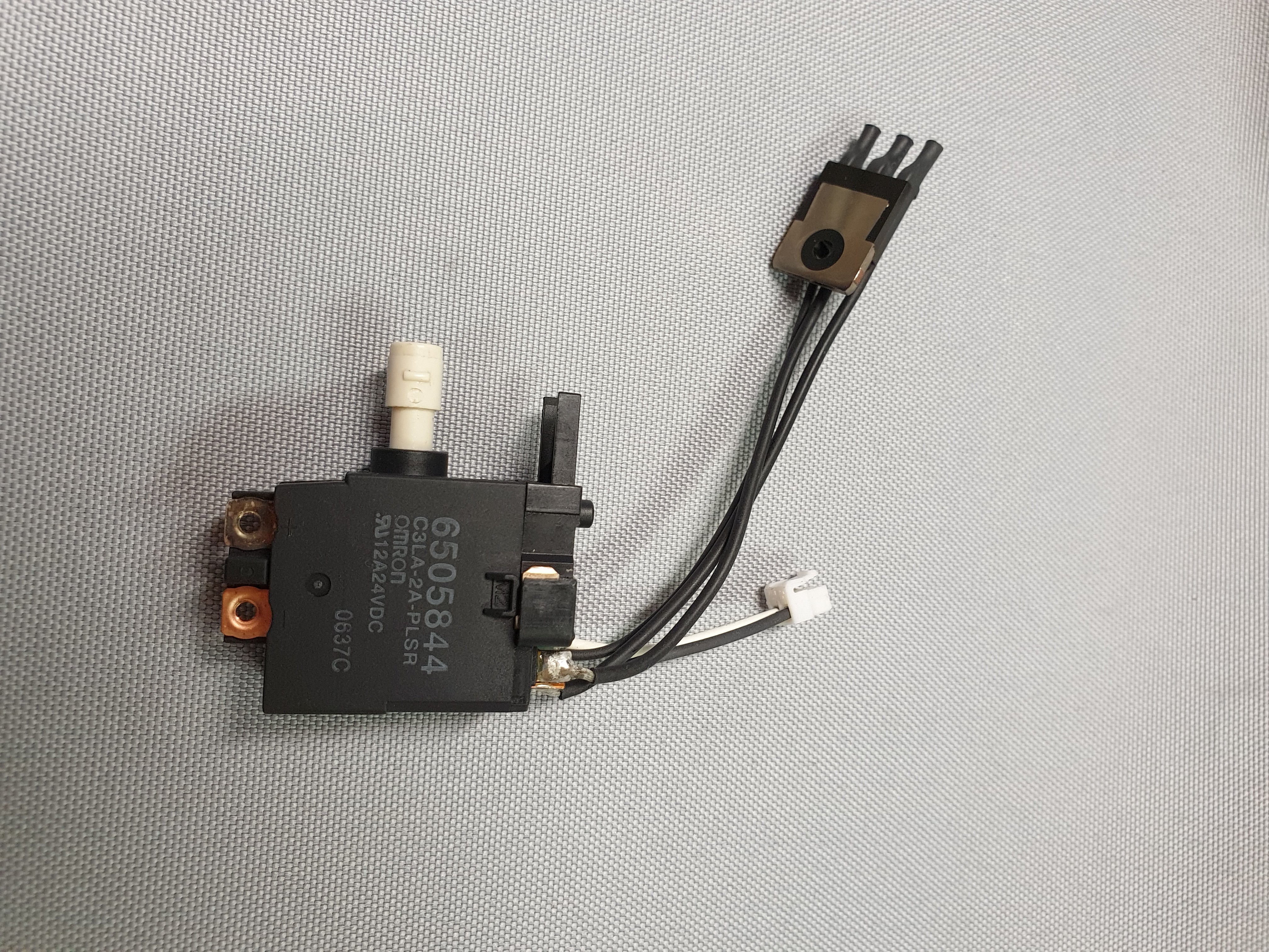 Uusi aito Makita 650584-4 -kytkin C3LA-2-PLSR BJV140 BJV180: lle