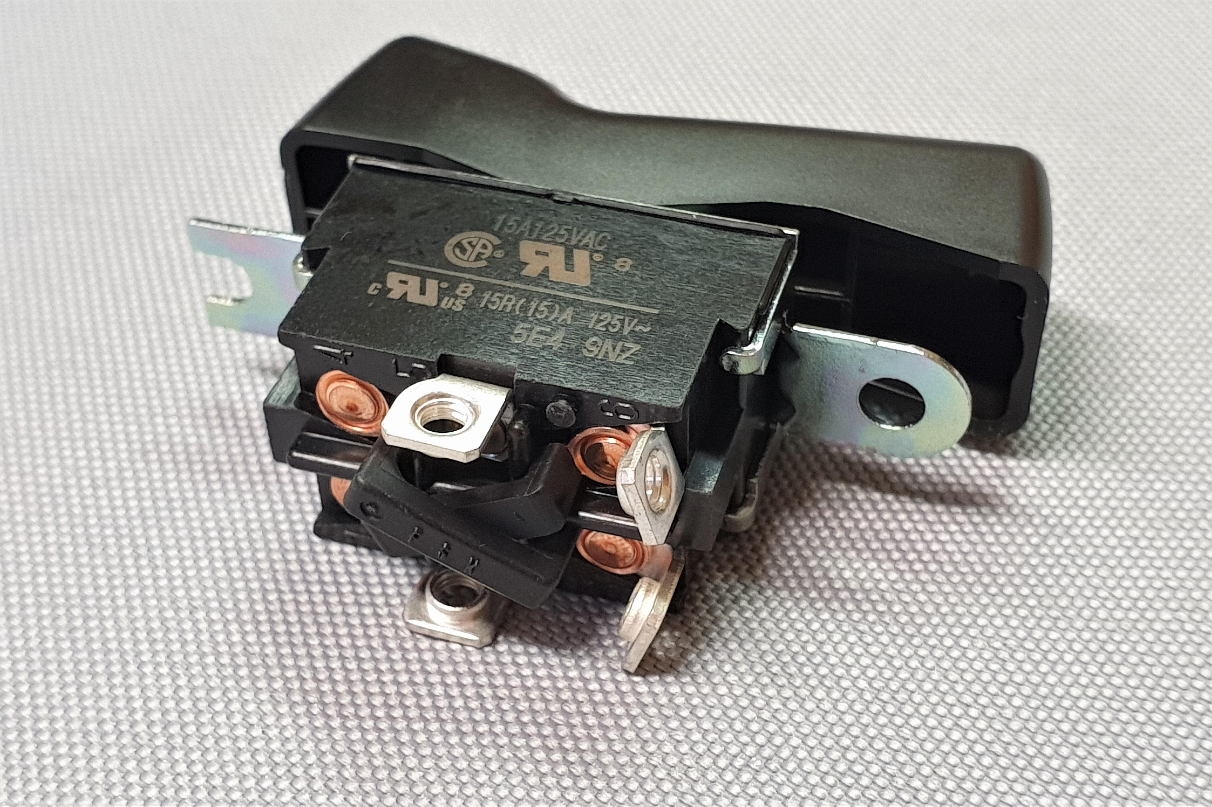 Neuer Originalschalter Makita 651572-4 SL220SD-19 für TW0350