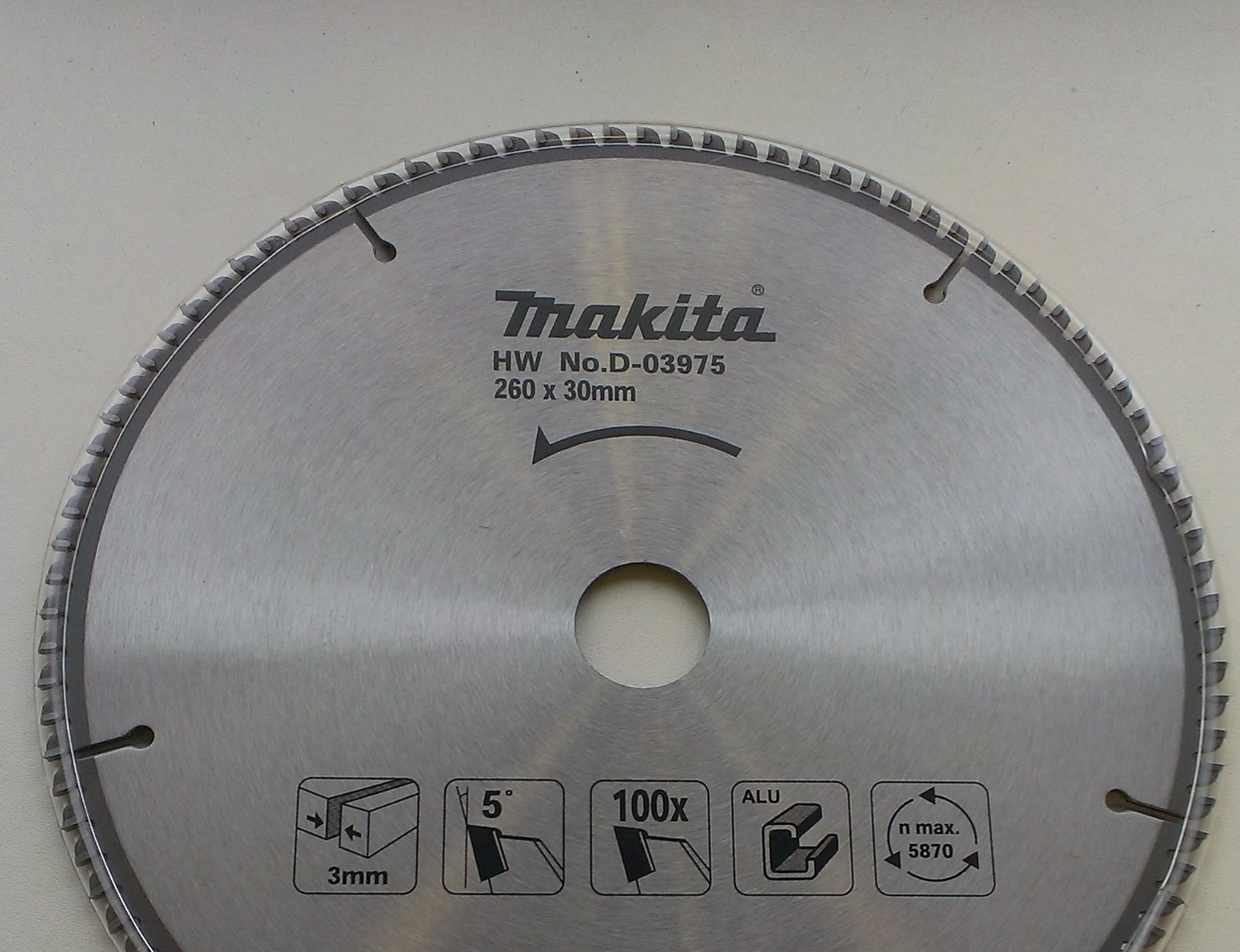 Новое оригинальное пильное полотно Makita D-03975 TCT 260x30/15,88x3,0mm 100T