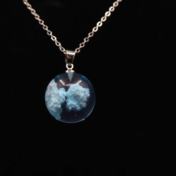 Blue Sky - A unique necklace