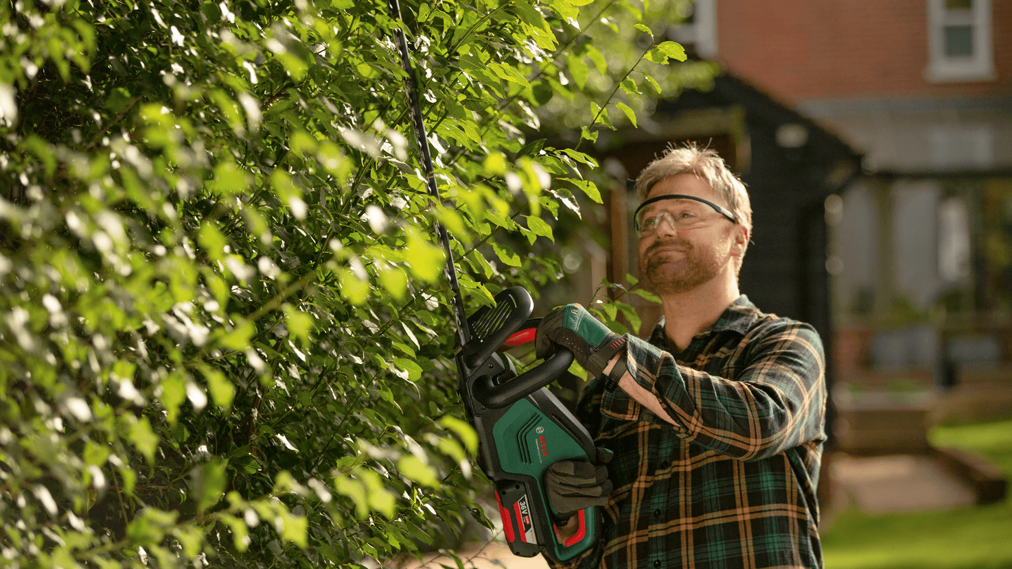 New Genuine Bosch 060084A301 HedgeCut 36V-65-28 Cordless Hedgecutter