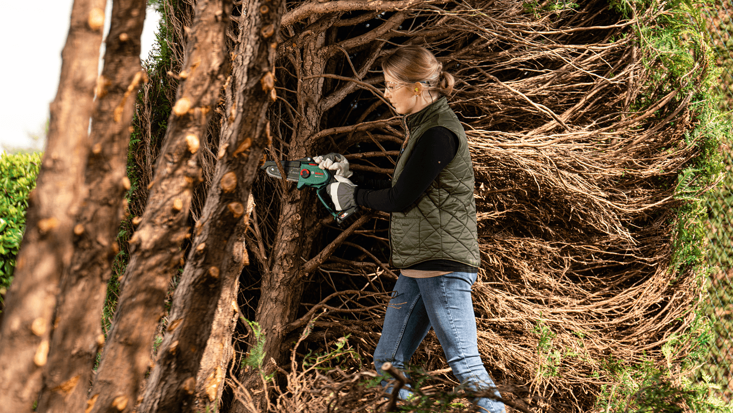 New Genuine Bosch 06008B8901 Chain 18V-15-7 Cordless Chainsaw