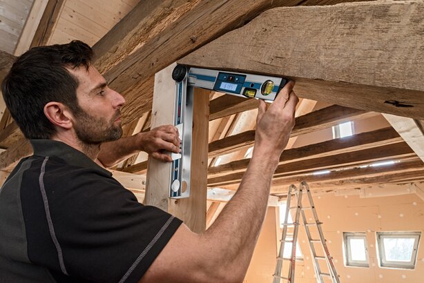 New Genuine Bosch 0601076500 GAM 220 Professional Angle Measurer