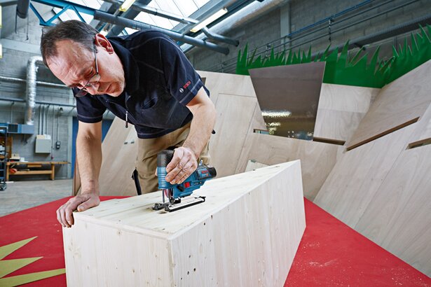 New Genuine Bosch 06015A1001 GST 12V-70 Professional Cordless Jigsaw