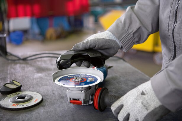 New Genuine Bosch 06017D2100 GWX 14-125 S Professional Angle Grinder with X-LOCK