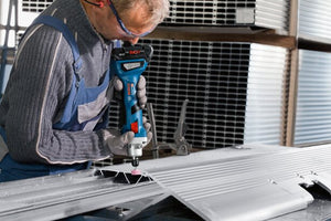 New Genuine Bosch 06019B5400 GGS 18V-20 Professional Cordless Straight Grinder