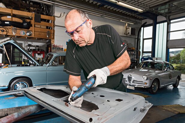 New Genuine Bosch 06019C5000 GRO 12V-35 Professional Cordless Rotary Tool