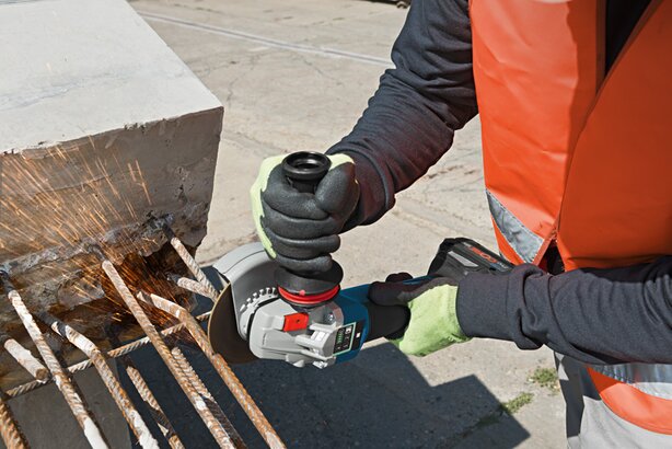 New Genuine Bosch 06019G3F0B GWS 18V-10 PSC Professional Cordless Angle Grinder