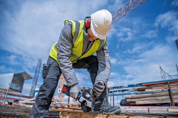 New Genuine Bosch 06019H6F00 GWX 18V-15 P Professional Cordless Angle Grinder