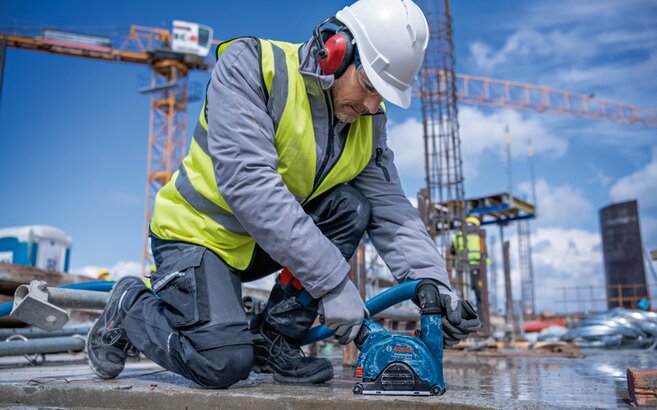 New Genuine Bosch 06019H6G00 GWX 18V-15 PSC Professional Cordless Angle Grinder