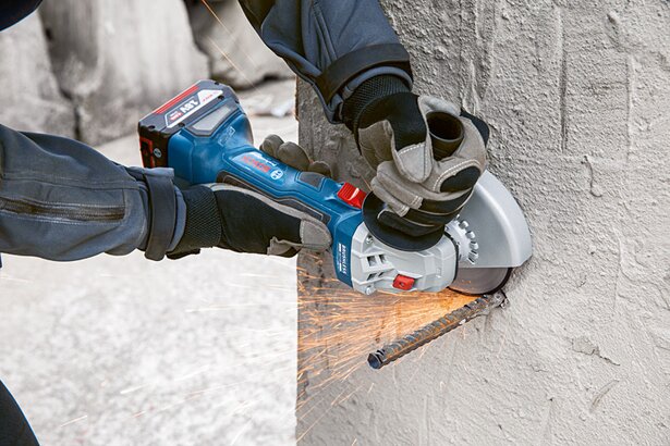 New Genuine Bosch 06019H9002 GWS 18V-7 Professional Cordless Angle Grinder