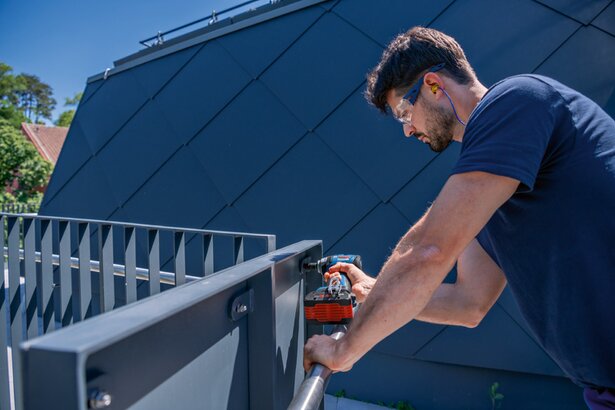 New Genuine Bosch 06019L5000 GDS 18V-330 HC Professional Cordless Impact Wrench