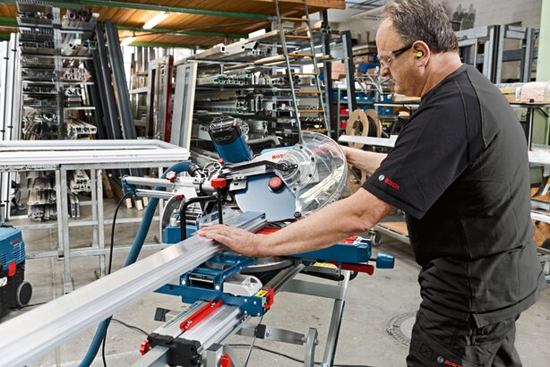 New Genuine Bosch 0601B23100 GCM 12 SDE Professional Sliding Mitre Saw