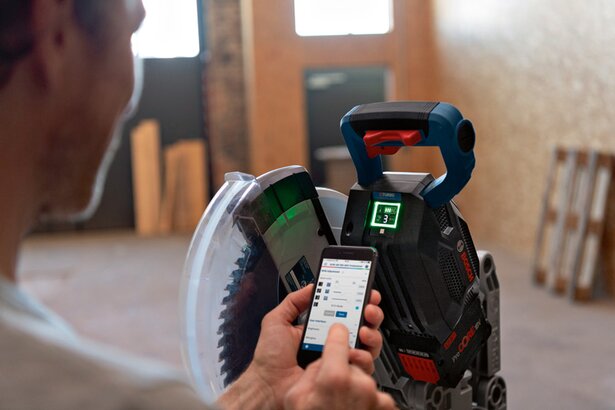 New Genuine Bosch 0601B43000 GCM 18V-305 GDC Professional Cordless Mitre Saw