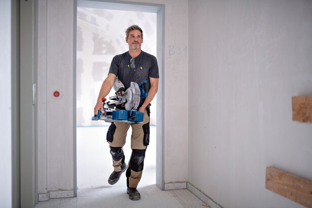 New Genuine Bosch 0601B51000 GCM 18V-216 D Professional Cordless Mitre Saw