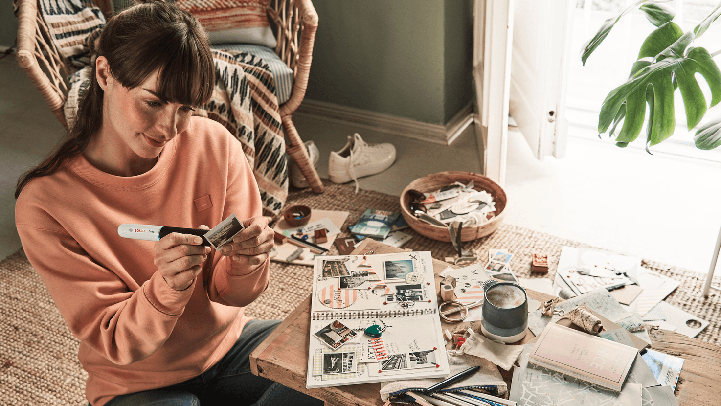 New Genuine Bosch 06032A2102 Gluey Cordless Hot Glue Pen