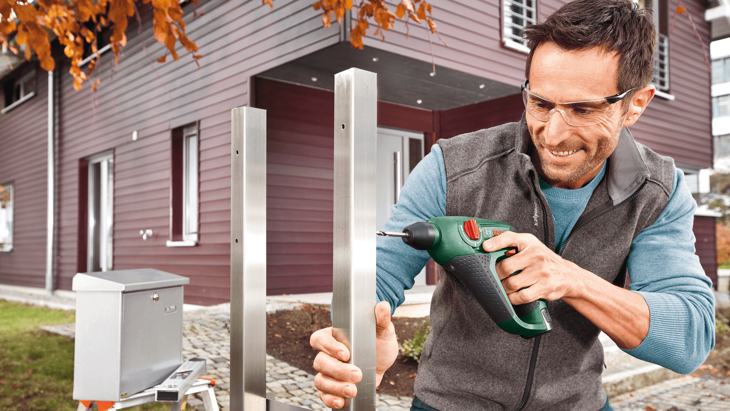 New Genuine Bosch 060398400C Uneo Cordless Rotary Hammer