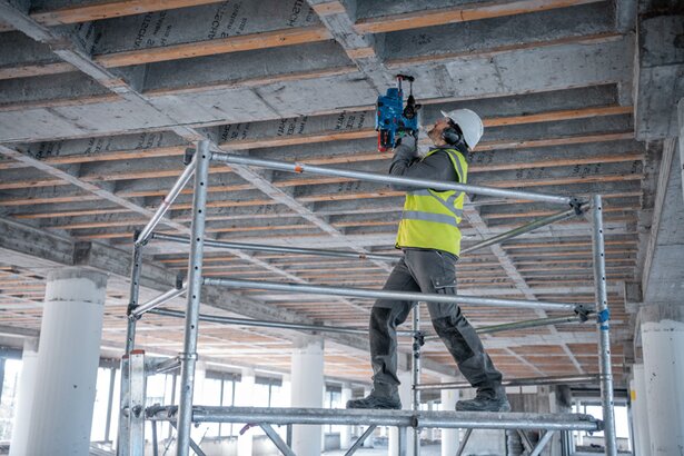 New Genuine Bosch 0611920000 GBH 18V-28 C Professional Cordless Rotary Hammer