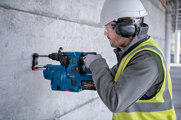 New Genuine Bosch 0611920000 GBH 18V-28 C Professional Cordless Rotary Hammer