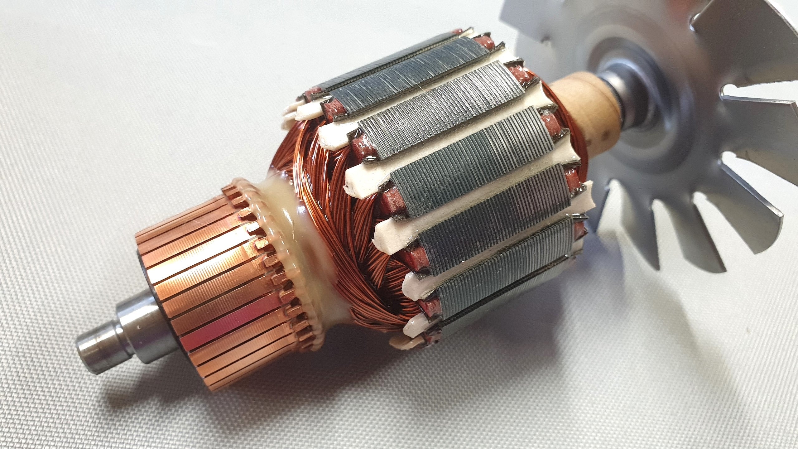 New Genuine Bosch 1619X01696 Armature for GKS 65, GKS 65 CE, GKS 65 G