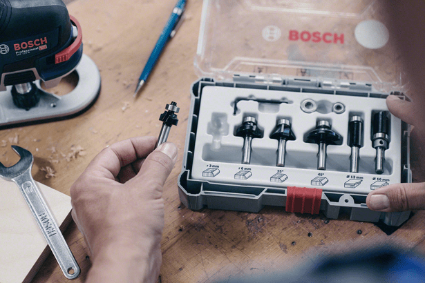 New Genuine Bosch 2607017475 Mixed Router Bit Set, 30-Pieces