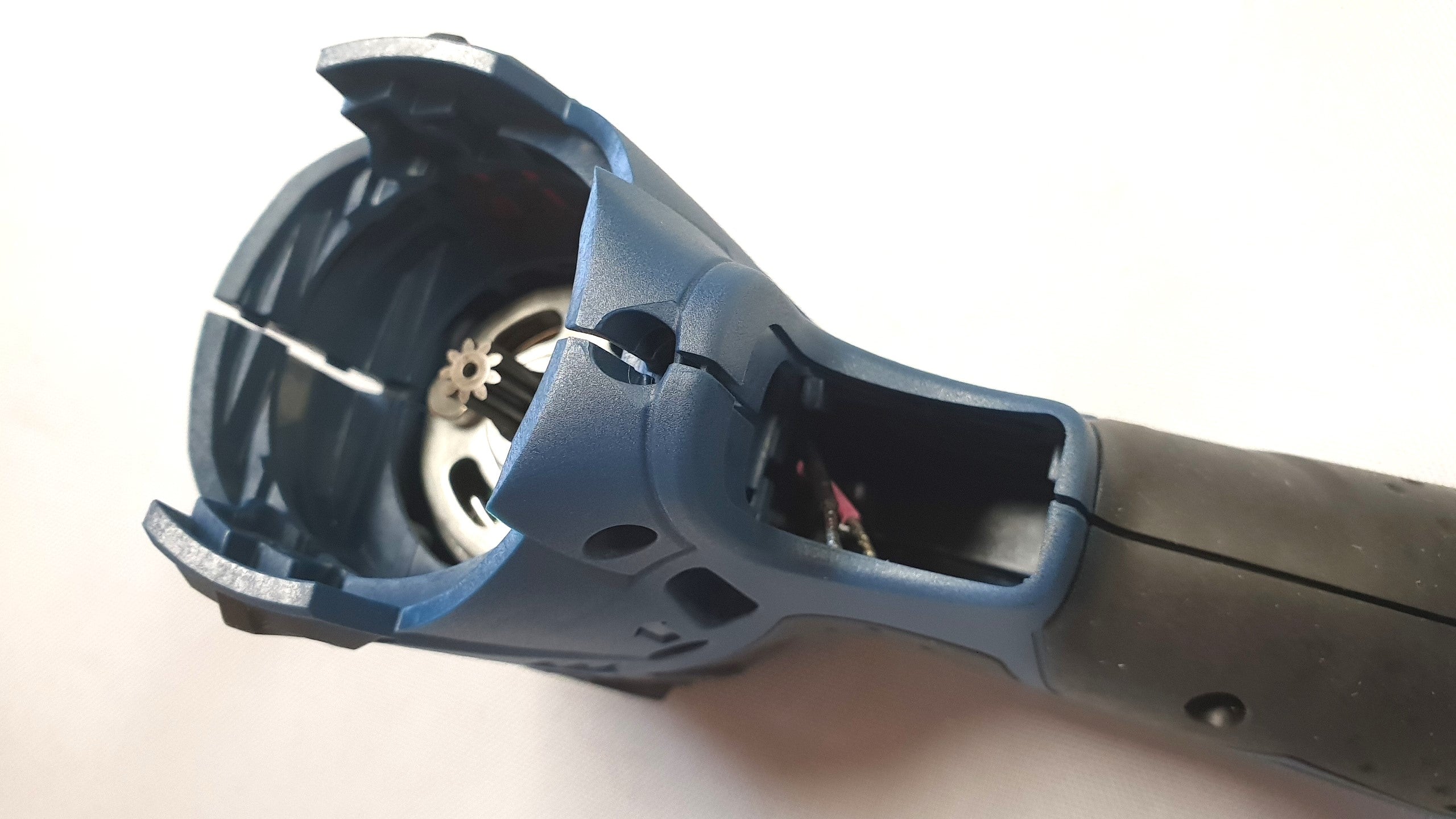 New Genuine Bosch 2609199312 DC motor