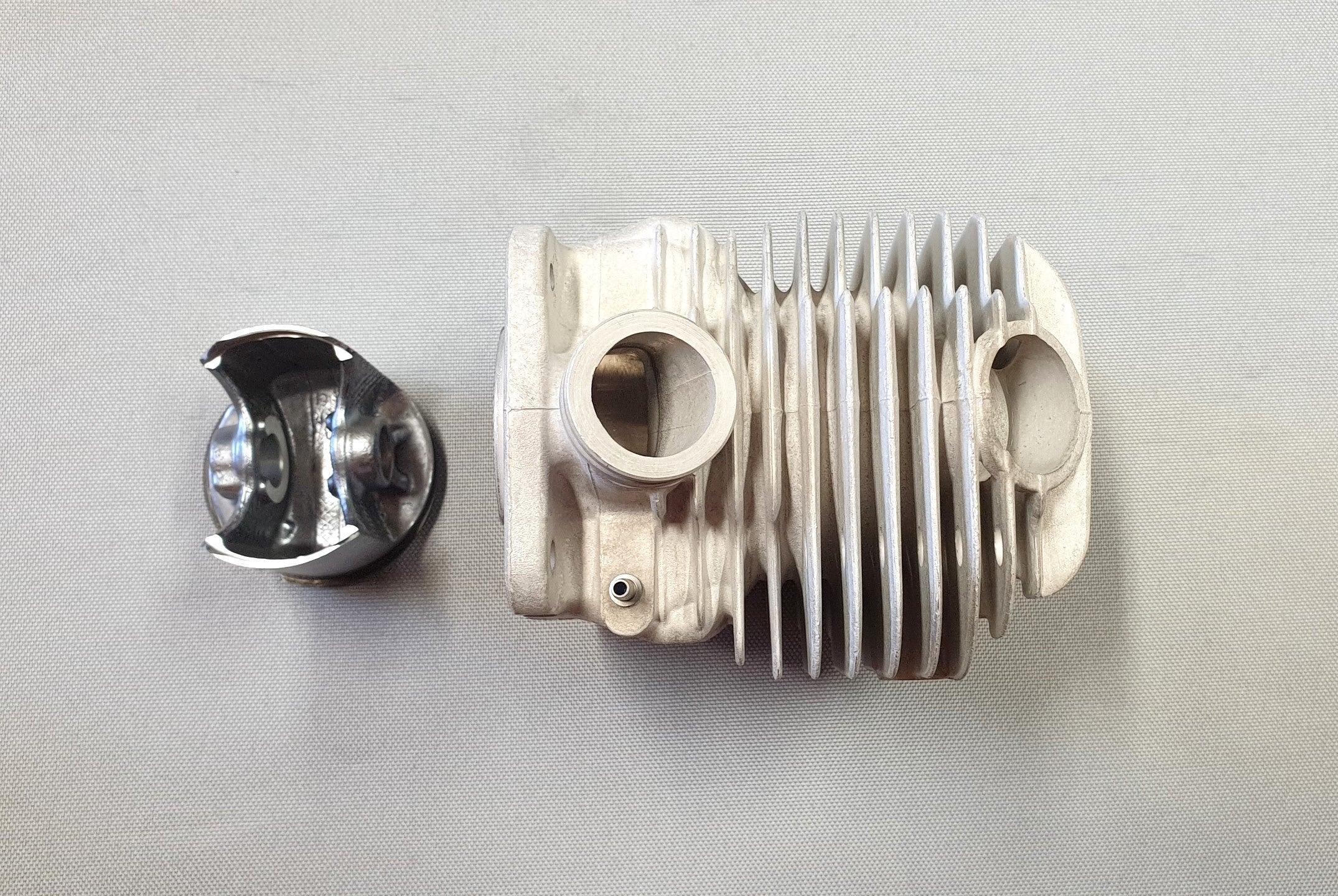 New Genuine Makita 038130071 Cylinder+Piston D=52