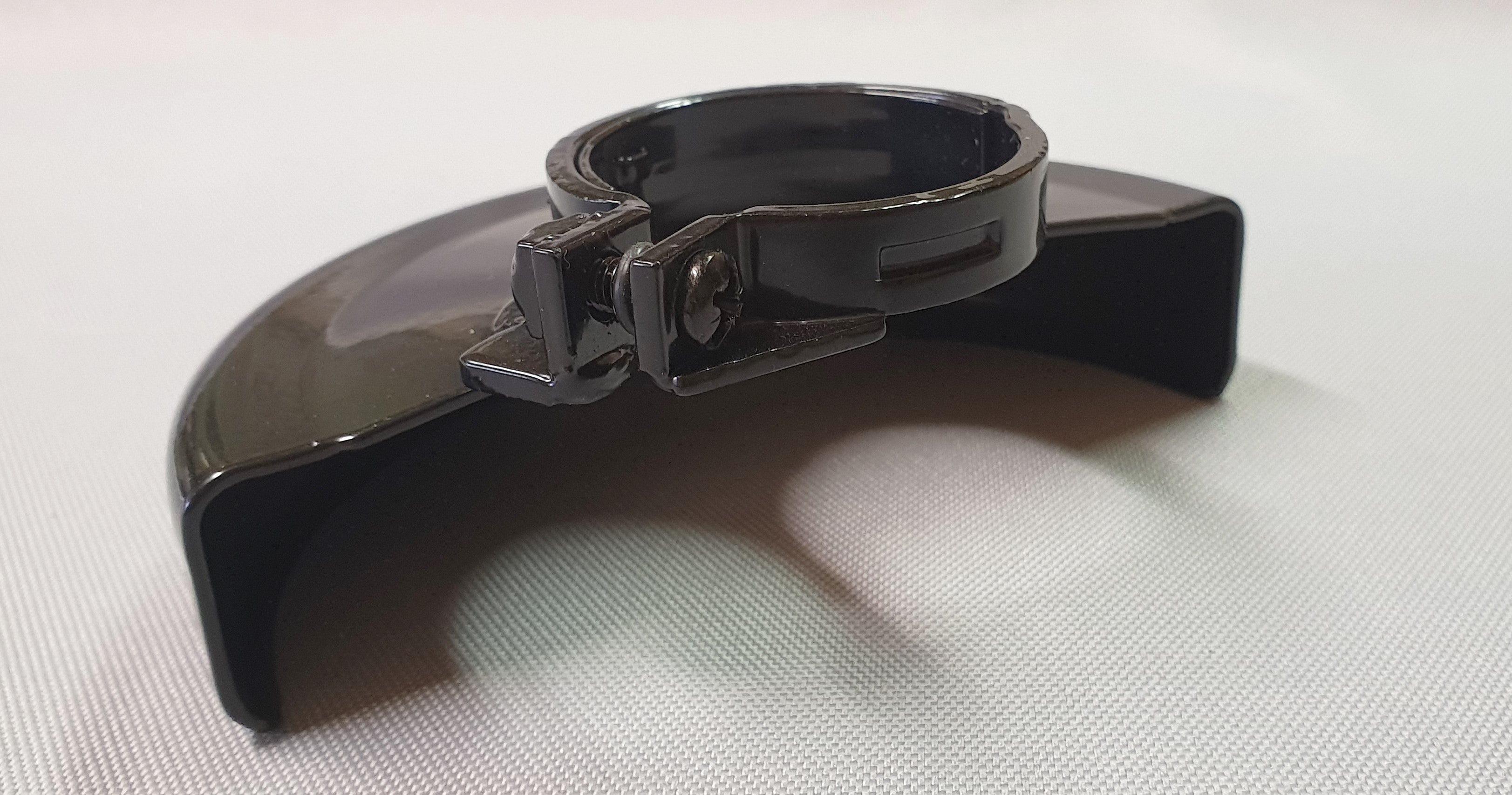 New Genuine Makita 123098-1 Wheel Cover 115AK Assembly for BGA450