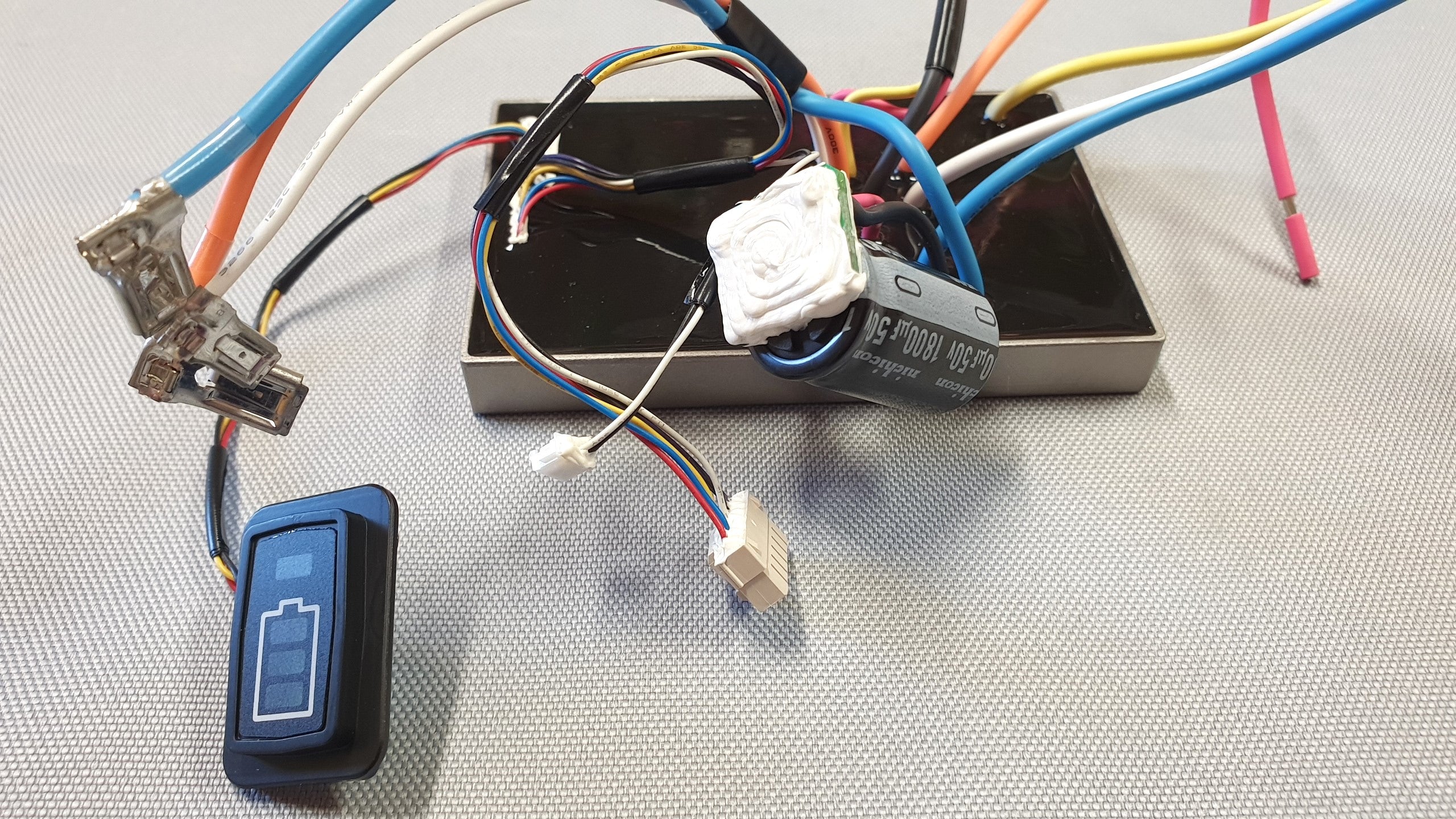 New Genuine Makita 135935-7 Controller Ass'y for GA700D