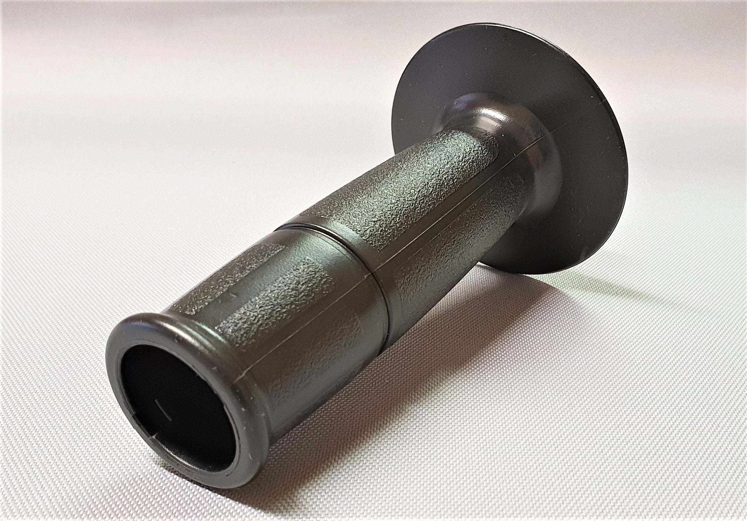 New Genuine Makita 153503-4 Grip 36 Complete MT811