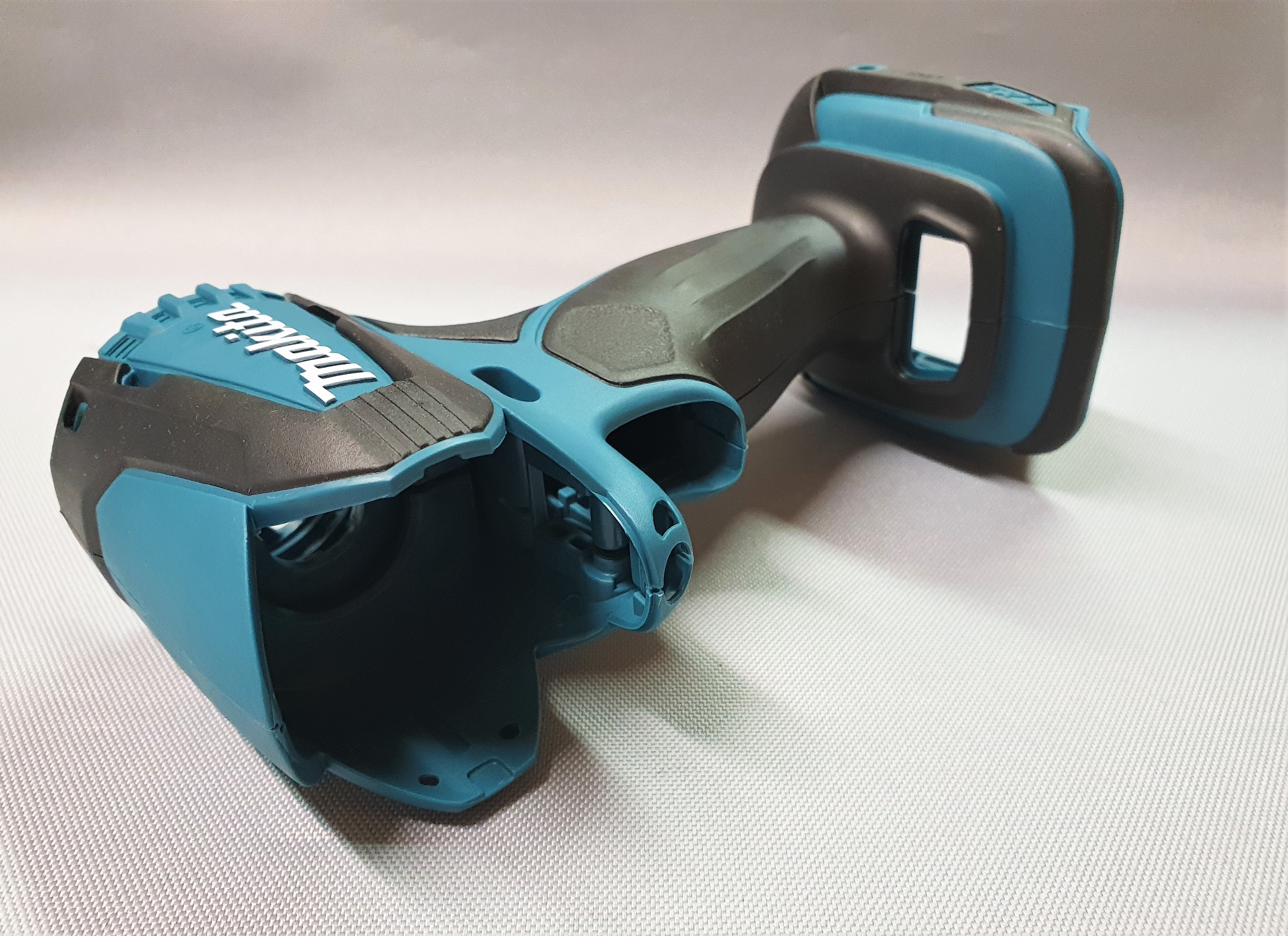 New Genuine Makita 187116-9 Housing Set TD146D