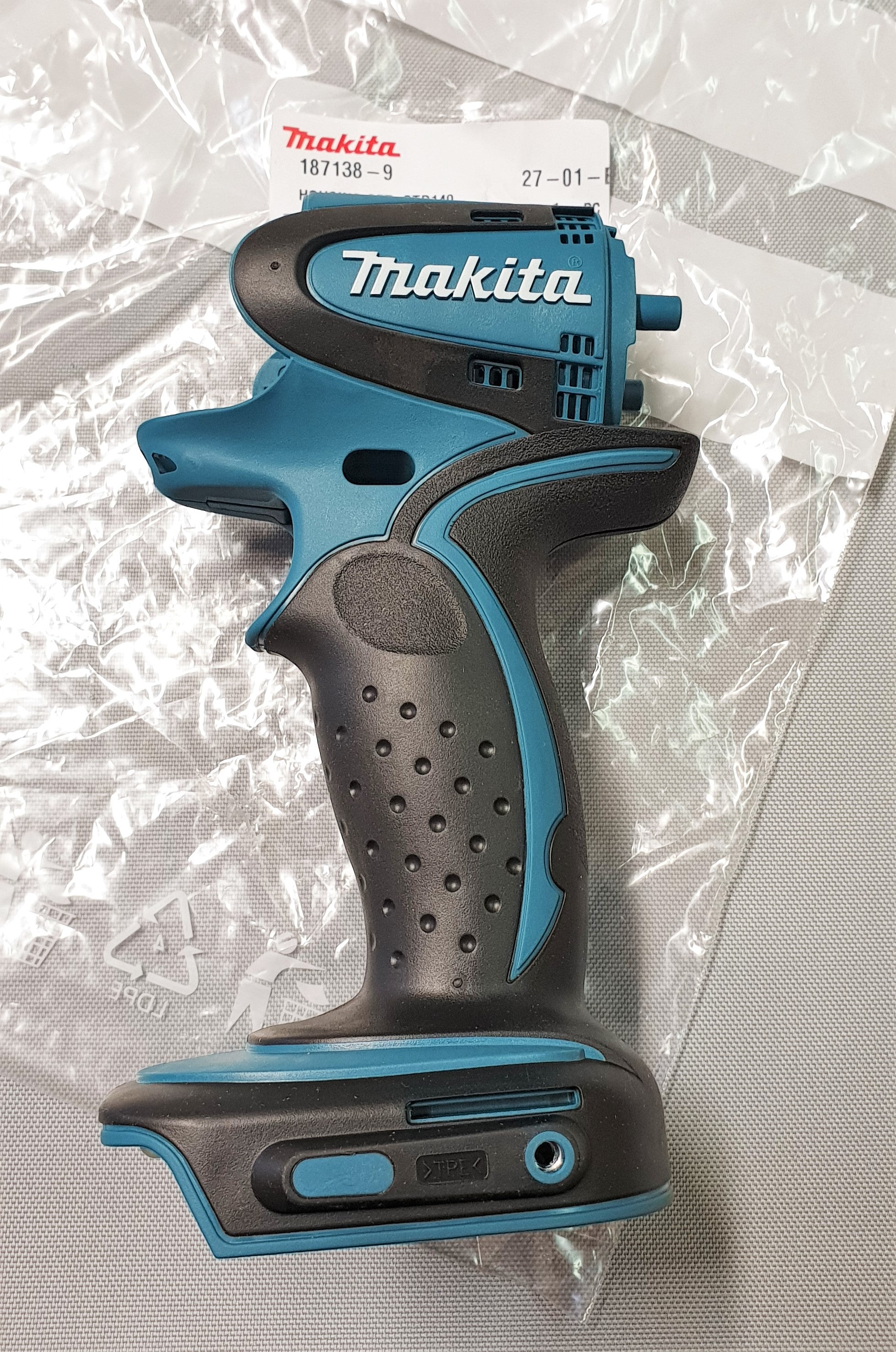 New Genuine Makita 187138-9 Housing Set for BTD140 TD140D
