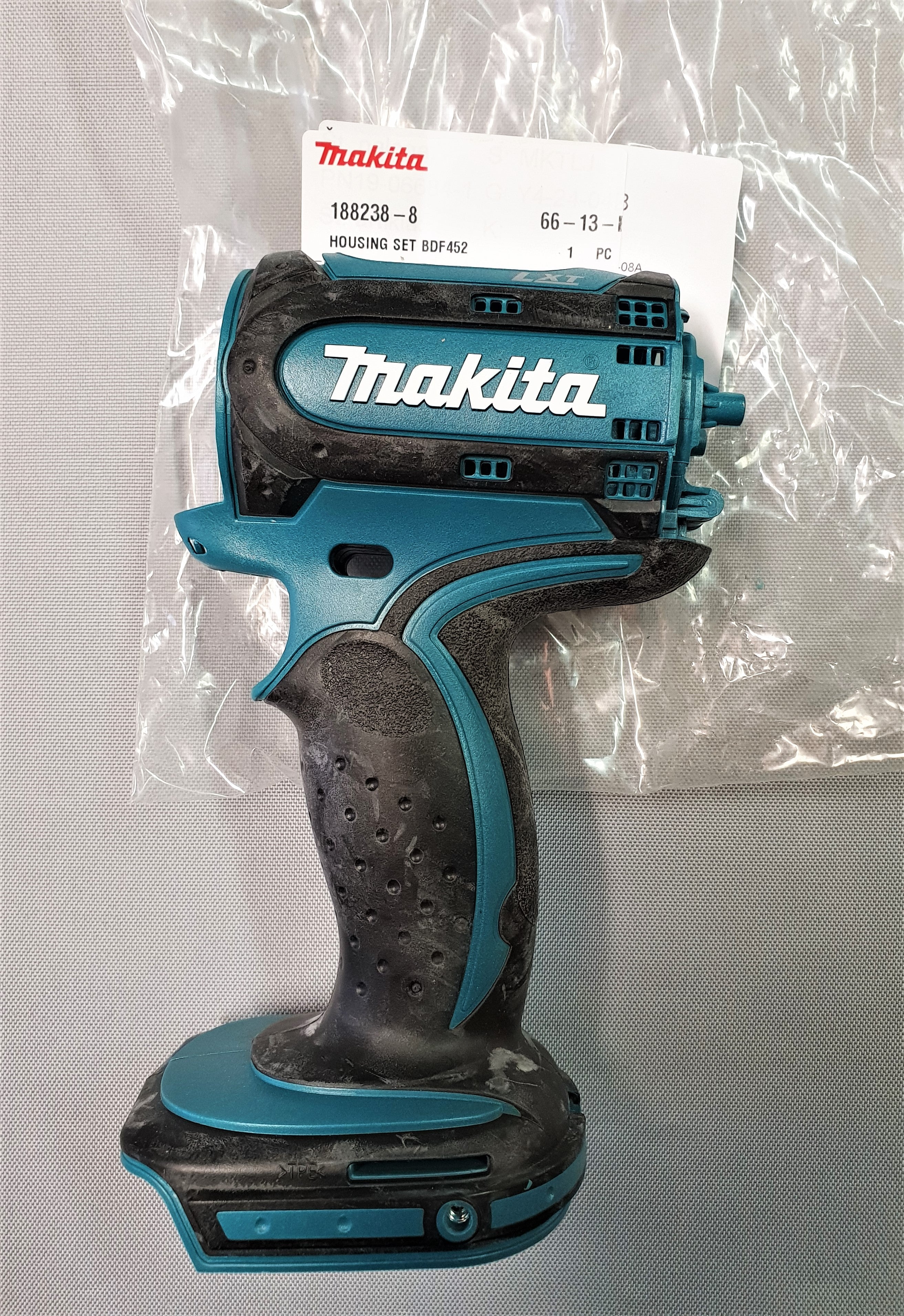 New Genuine Makita 188238-8 housing set for DF452D BHP452