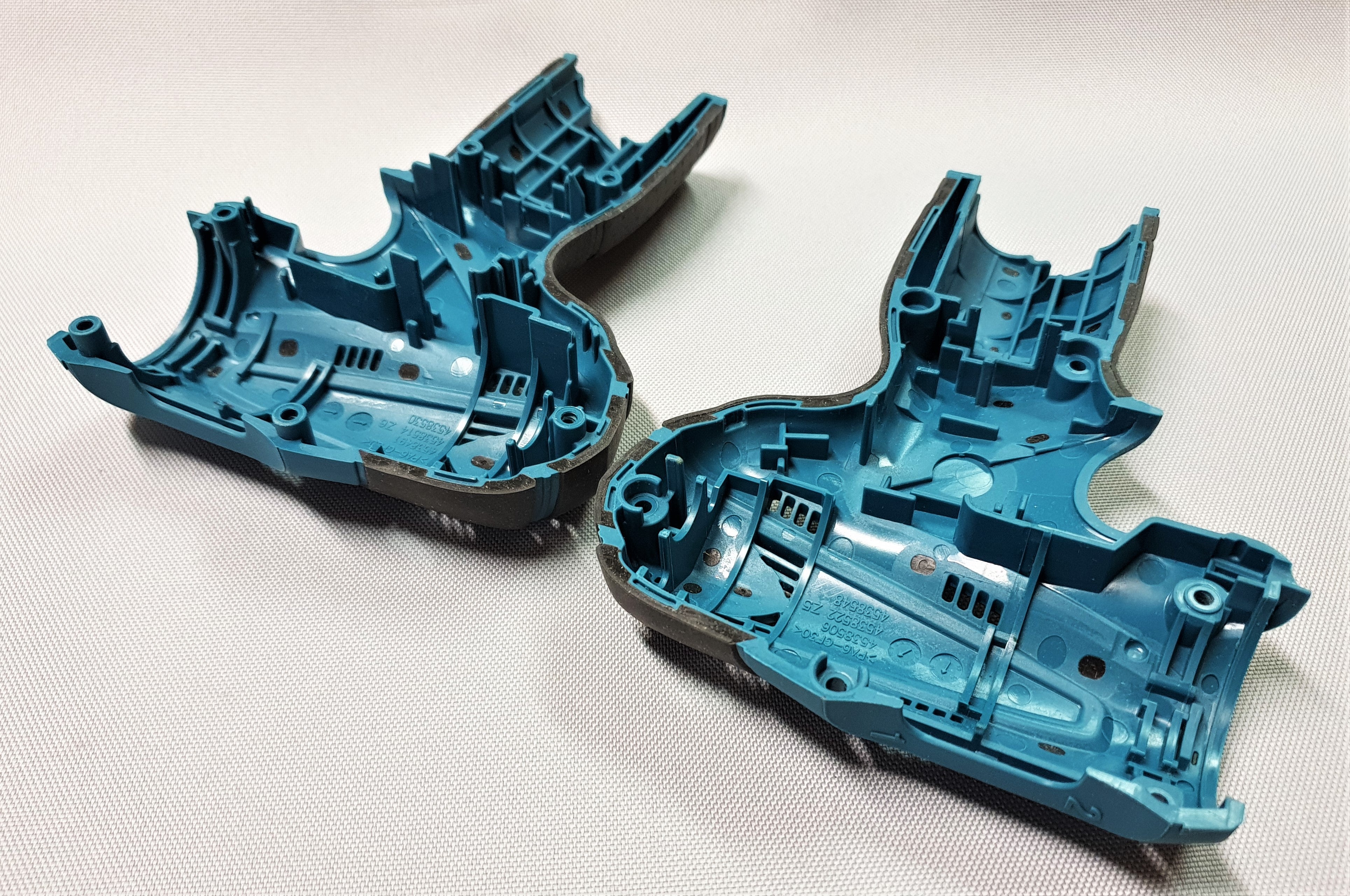 New Genuine Makita 188498-2 Housing Set DF030D DF330D