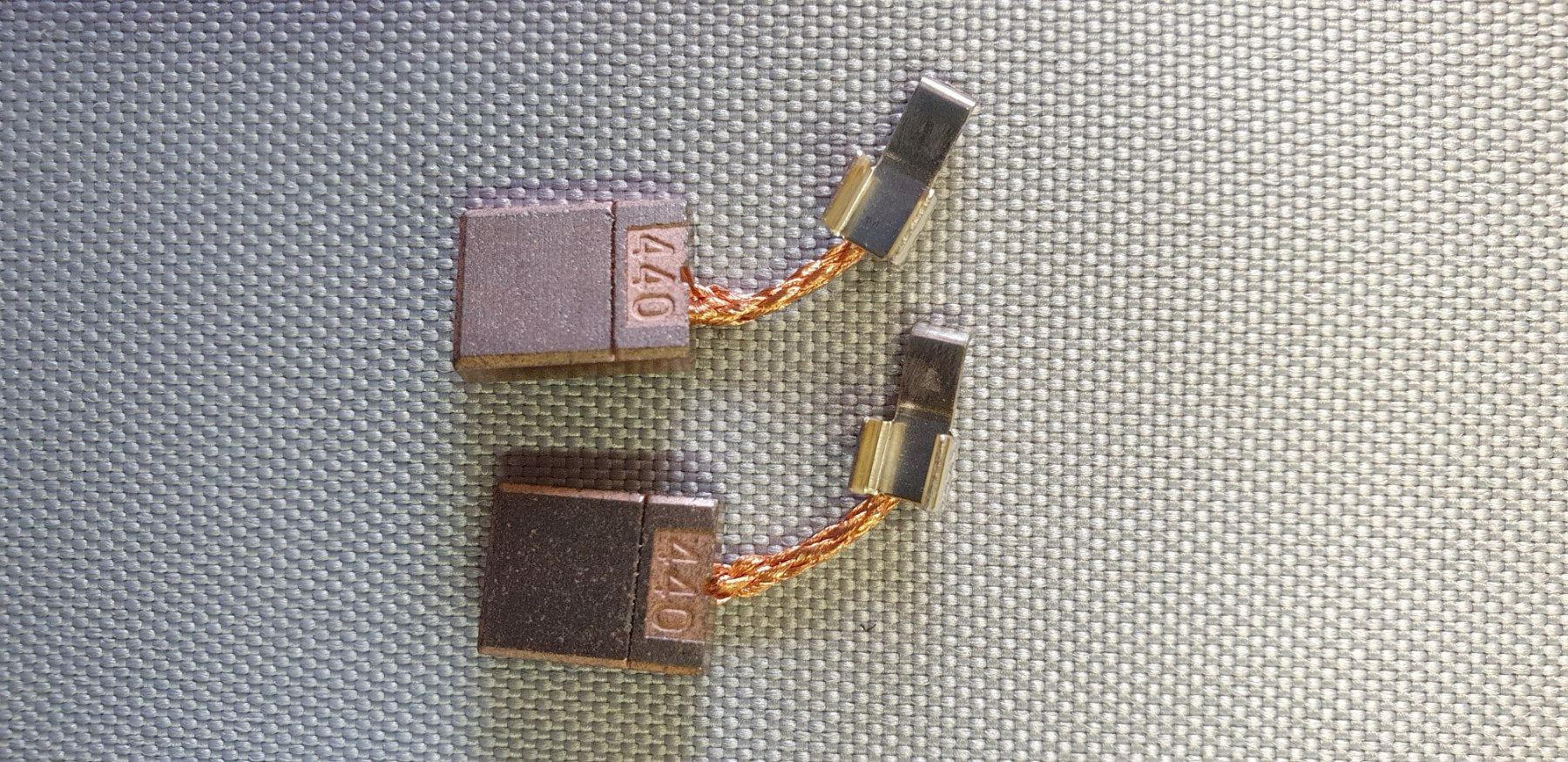 New Genuine Makita 194427-5 Carbon Brushes CB440 for BDF440 BDF441 BHP451 DF451D