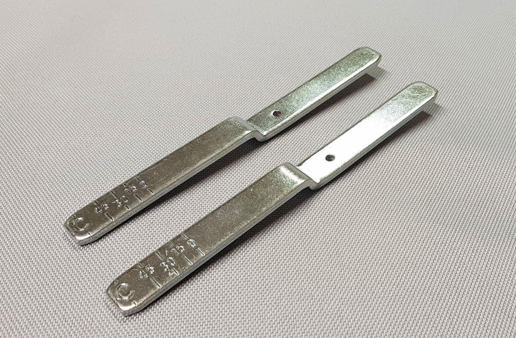 New Genuine Makita 196994-6 Guide Rail Adapter Holder C for 197005-0 HS7601 2pc