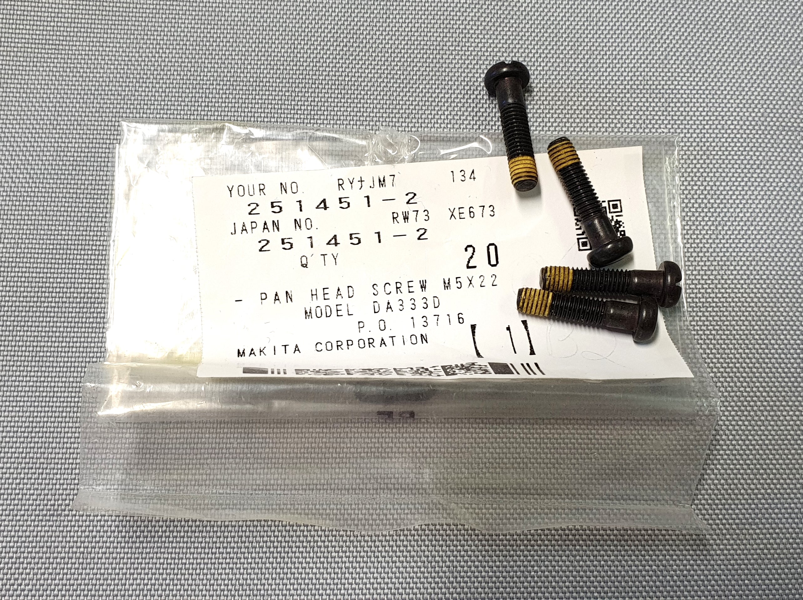 New Genuine Makita 251451-2 4pcs Left Hand Locking Screw M5x22