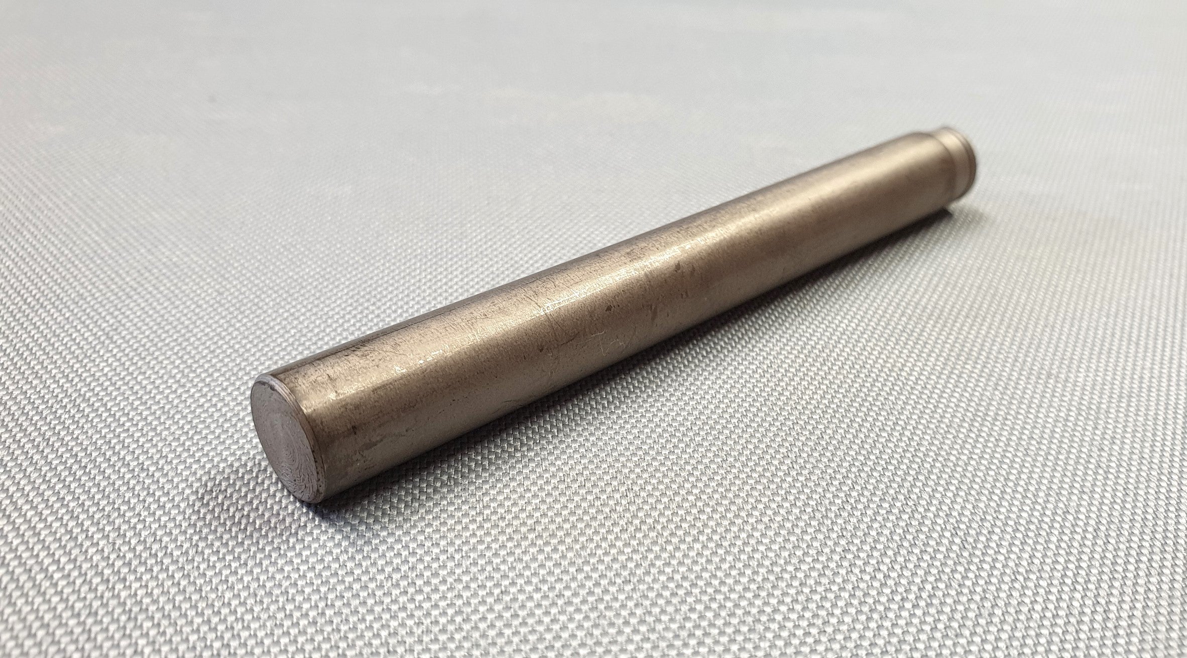 New Genuine Makita 325108-2 Tension Roller Shaft