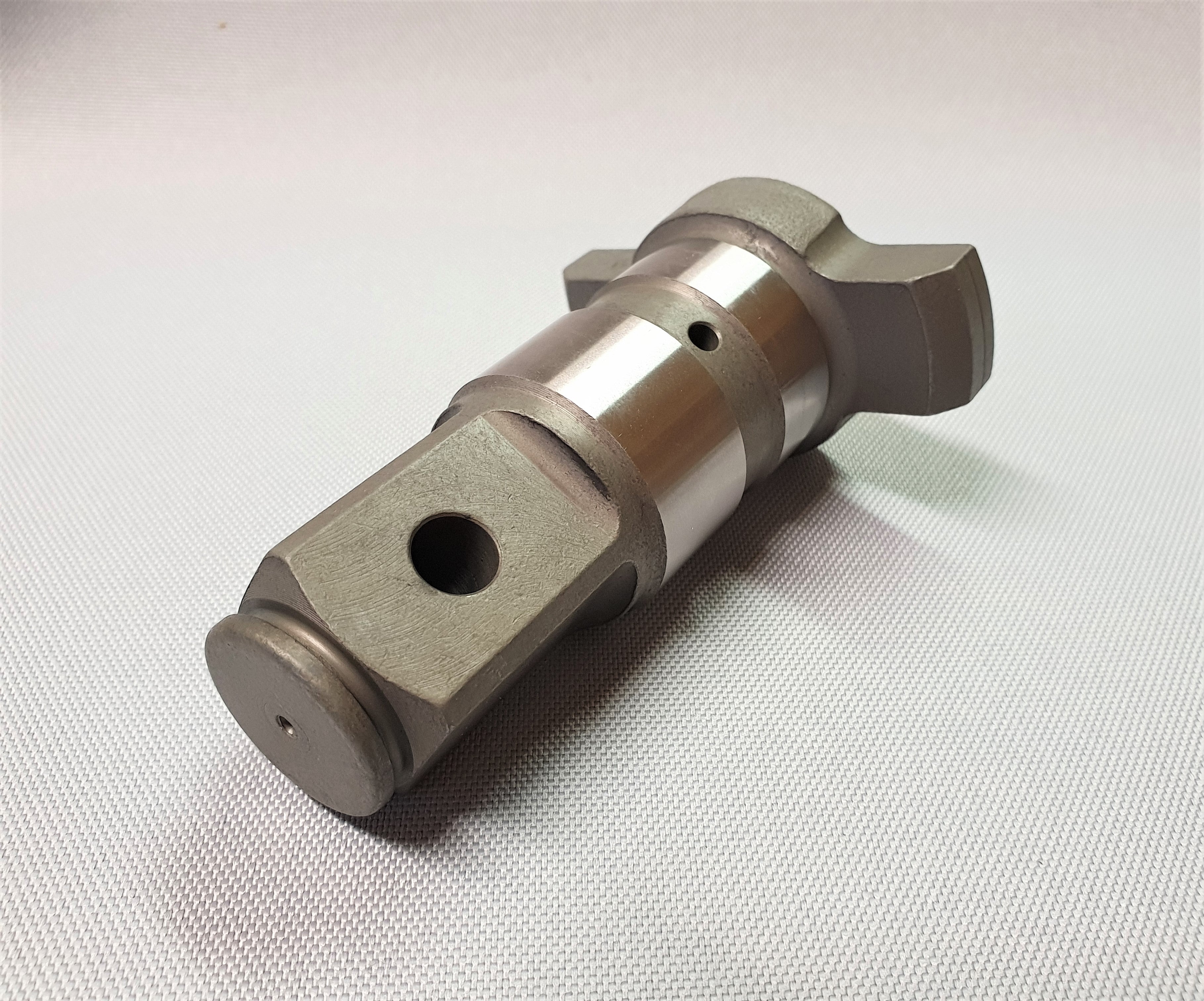 New Genuine Makita 325587-4 Anvil for 6910 TW1000