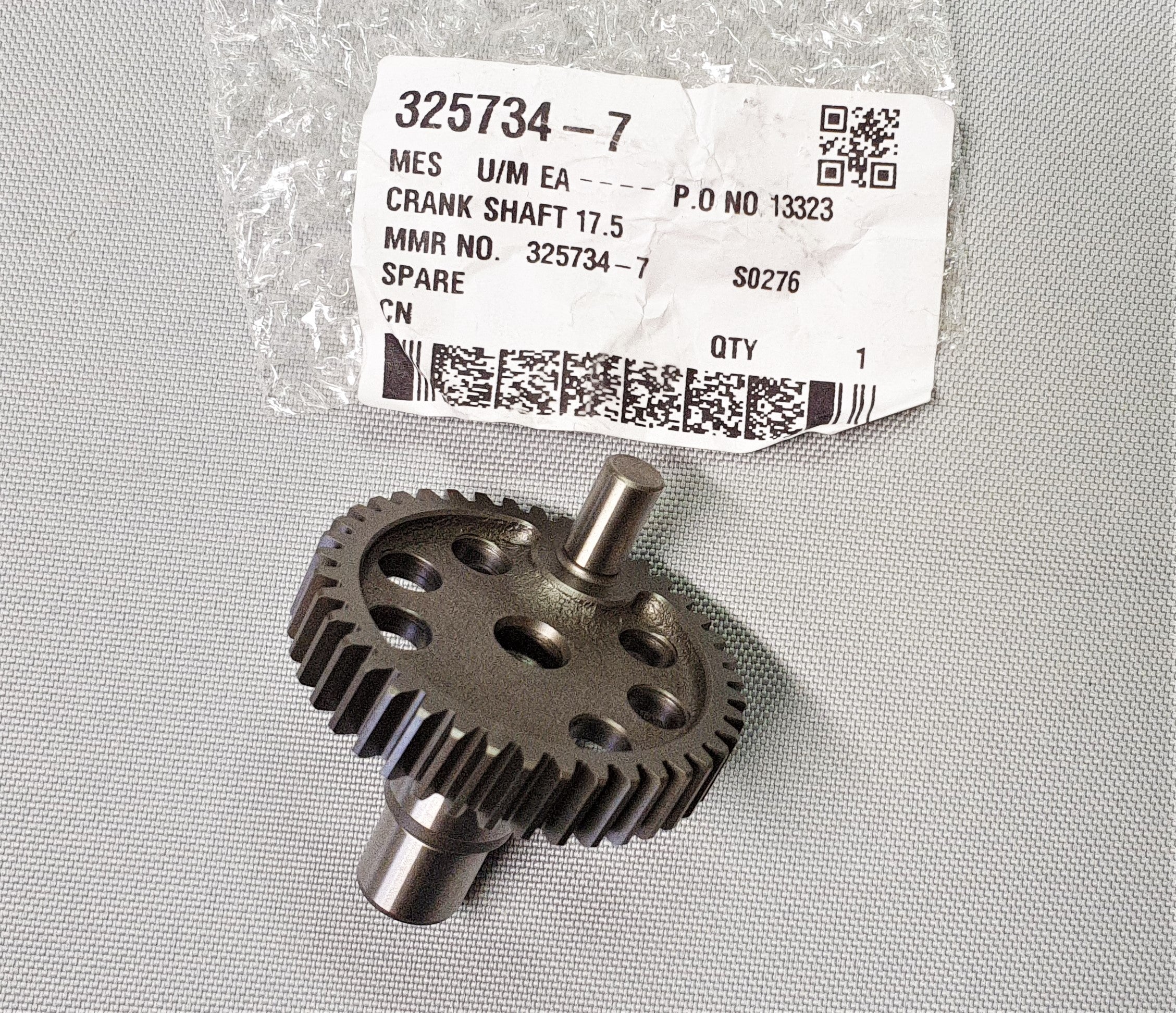 New Genuine Makita 325734-7 Crank Shaft 17.5 for HM0871C