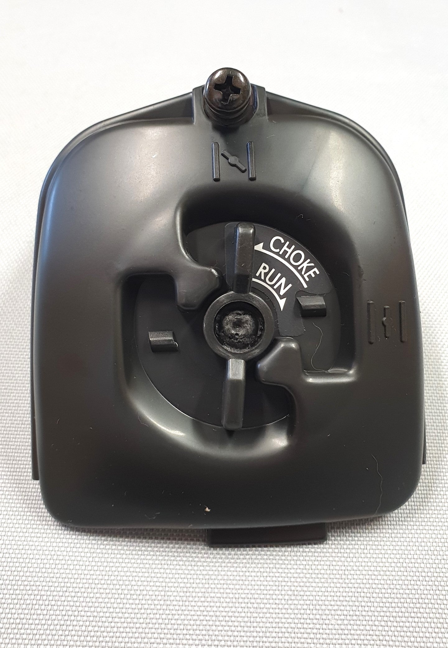 New Genuine Makita 351020320 Air Filter Cover MS230C, MS231C, MS260C, MS260U