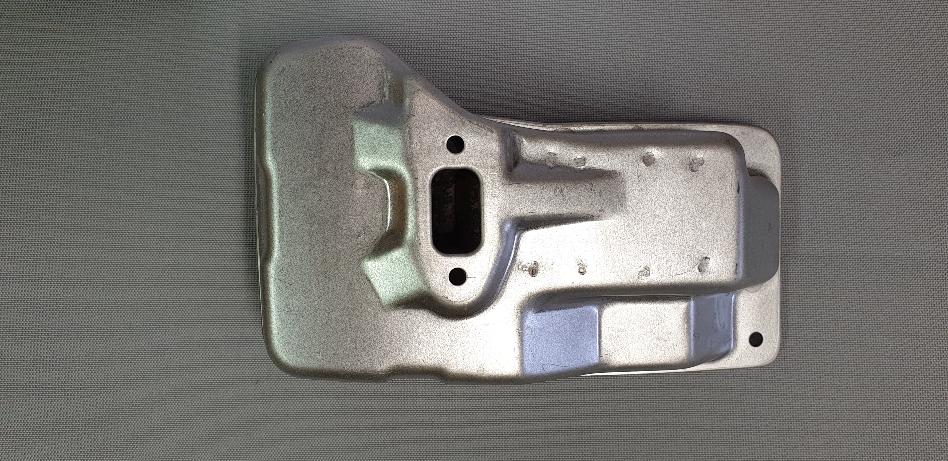 New Genuine Makita 394174401 Muffler for DPC200 DPC6201