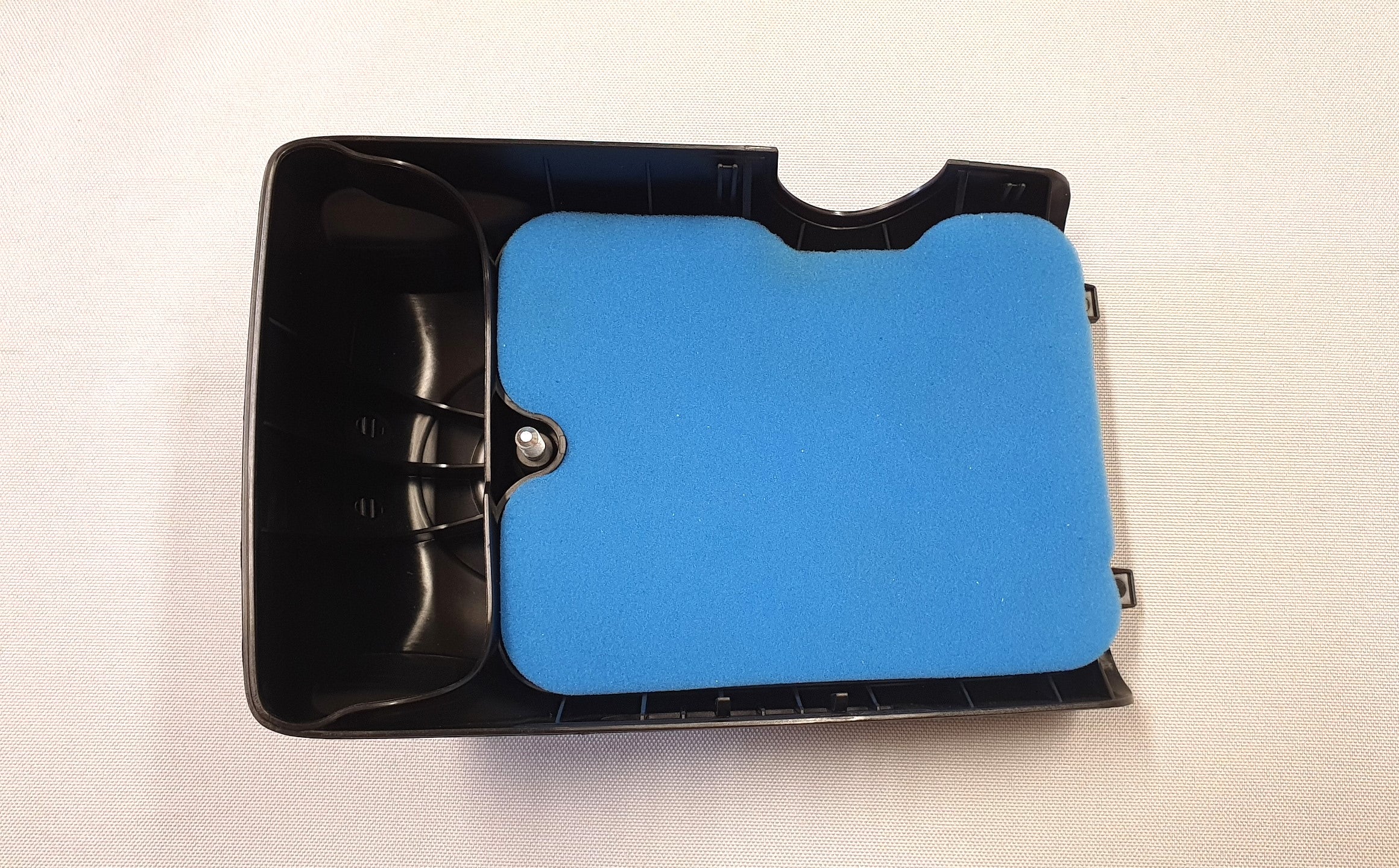 New Genuine Makita 395118122 Cover CPL. Black Pre-Filter
