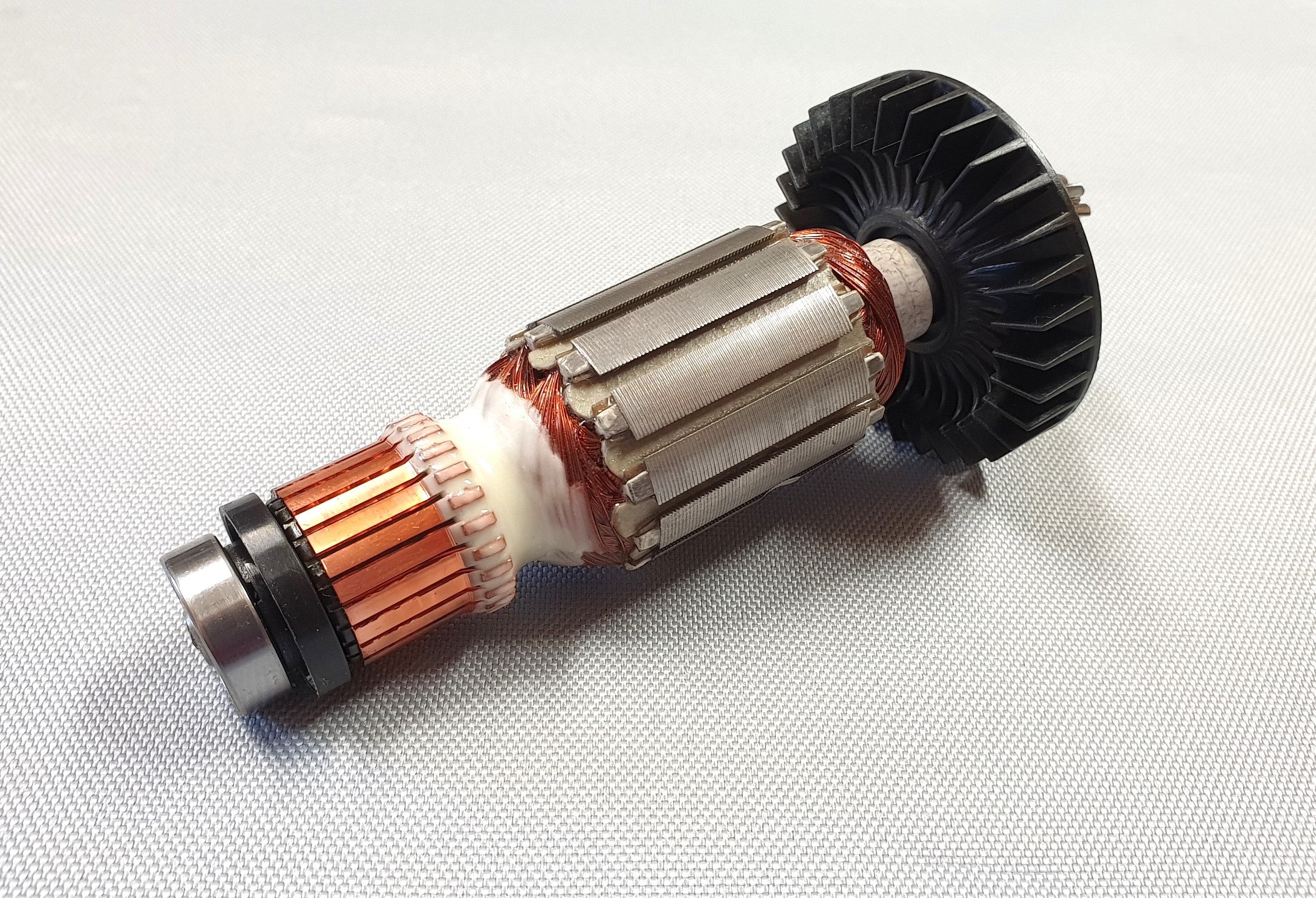 New Genuine Makita 515649-8 Armature Ass'y 240V for HR1830