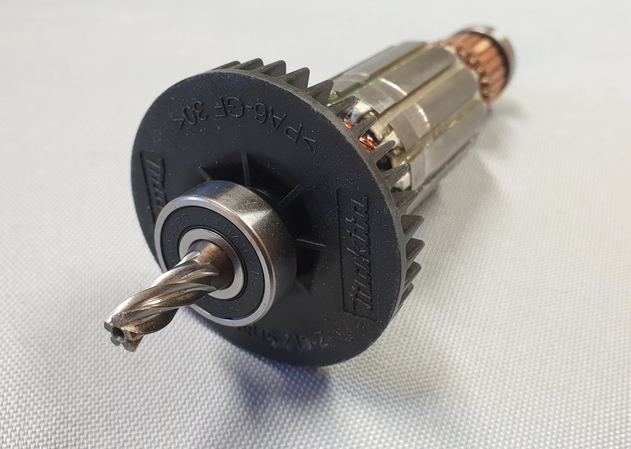 New Genuine Makita 515718-5 Armature Ass'y 220V for 4322 4324 4326 4327 4329