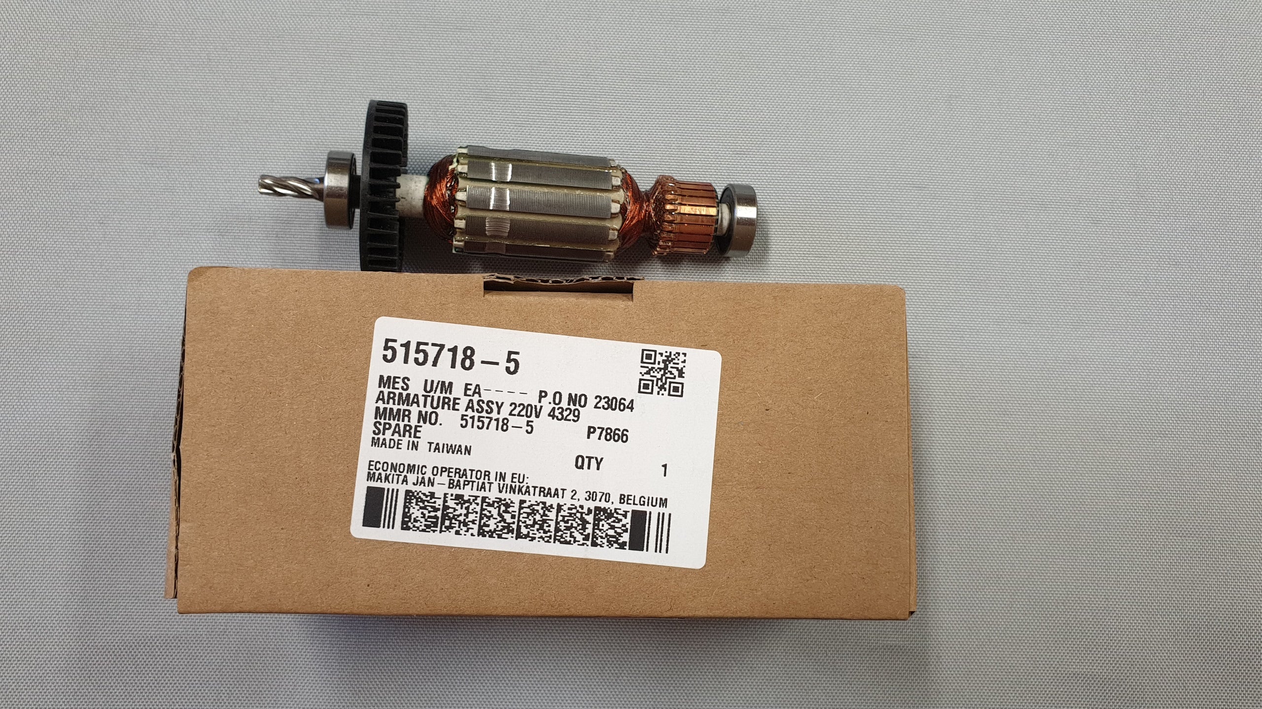 New Genuine Makita 515718-5 Armature Ass'y 220V for 4322 4324 4326 4327 4329